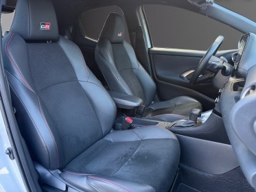 Toyota yaris hybride my22 116h gr sport - ath - acc - jbl - caméra de recul - sièges chauffants - garantie constructeur...