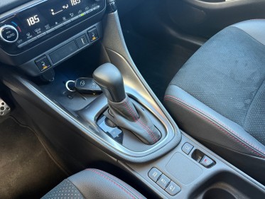 Toyota yaris hybride my22 116h gr sport - ath - acc - jbl - caméra de recul - sièges chauffants - garantie constructeur...