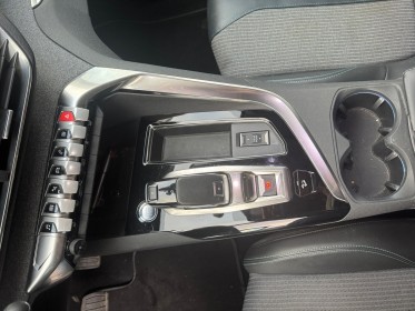 Peugeot 5008 bluehdi 130ch ss eat8 allure occasion simplicicar lille  simplicicar simplicibike france