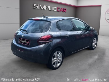 Peugeot 208 pt 82ch ss bvm5 signature occasion simplicicar la fleche simplicicar simplicibike france