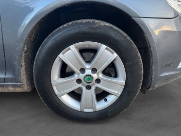 Skoda octavia combi 1.6 tdi 105 cr fap ambition ii garantie 12 mois 2 ème main occasion simplicicar mery-sur-oise...