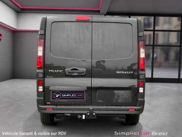 Renault trafic fourgon gn l1h1 1200 kg dci 145 energy e6 confort - garantie 12 mois - occasion simplicicar brest simplicicar...