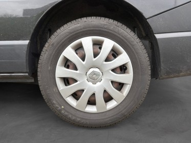 Renault trafic fourgon gn l1h1 1200 kg dci 145 energy e6 confort - garantie 12 mois - occasion simplicicar brest simplicicar...