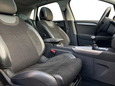 Citroen c4 130 ch ss bvm6 feel  / apple carplay / radar 360 / toit panoramique occasion simplicicar orgeval  simplicicar...