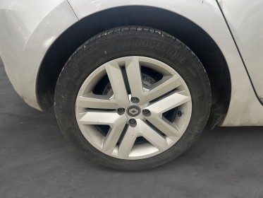 Renault clio v blue dci 85 business garantie 12 mois occasion simplicicar vienne simplicicar simplicibike france