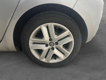 Renault clio v blue dci 85 business garantie 12 mois occasion simplicicar vienne simplicicar simplicibike france