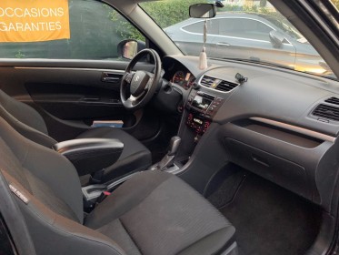 Suzuki swift iii glx boite auto radar de recul occasion champigny-sur-marne (94) simplicicar simplicibike france