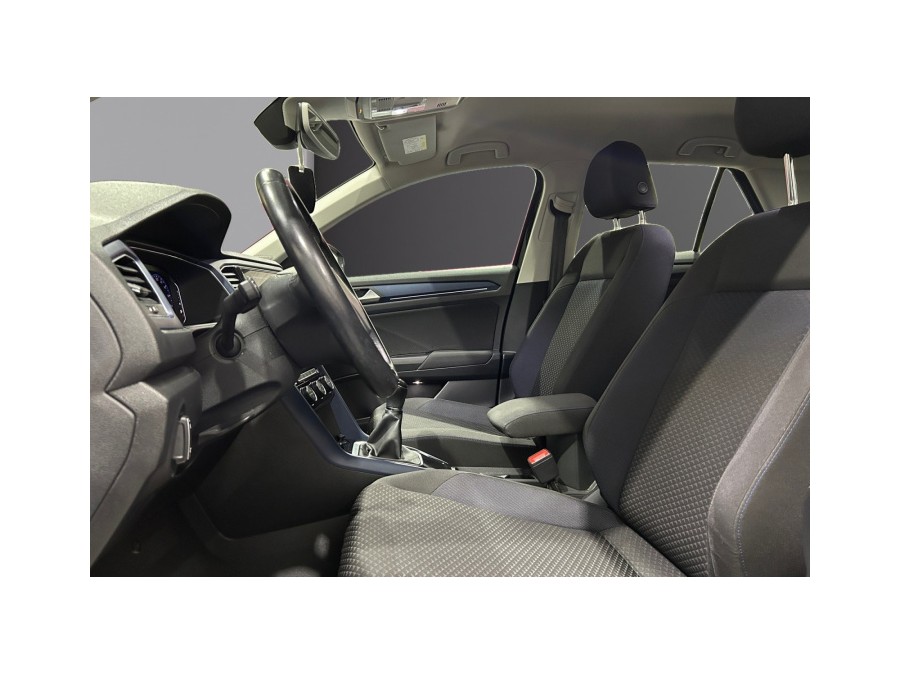 VOLKSWAGEN d'occasion T-ROC 1.0 TSI 110 ACTIVE de 2021 Lyon Ouest