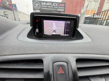 Renault megane iii estate estate iii 1.5 dci 110 fap eco2 zen edc occasion simplicicar meaux simplicicar simplicibike france