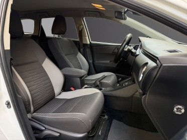 Toyota auris touring sports my17 hybride 136h design/entretien a jour/garantie 12 mois occasion paris 17ème (75)(porte...