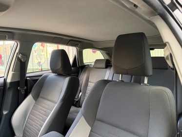 Toyota auris touring sports my17 hybride 136h design/entretien a jour/garantie 12 mois occasion paris 17ème (75)(porte...