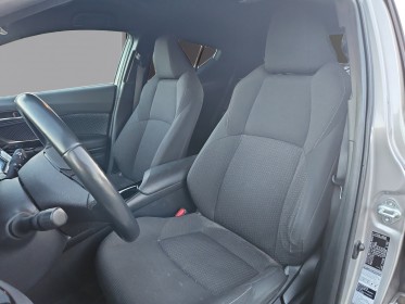 Toyota c-hr hybride rc18 122h edition occasion simplicicar velay simplicicar simplicibike france