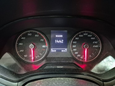 Seat arona 1.0 tsi 95 ch start/stop bvm5 urban - garantie 12 mois occasion simplicicar lyon ouest simplicicar simplicibike...