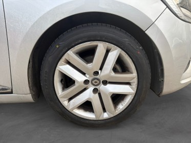 Renault clio v e-tech 140 - 21 business carplay caméra garantie 12 mois occasion simplicicar mery-sur-oise simplicicar...