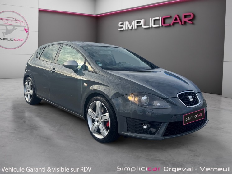 Seat leon fr 2.0 tsi 210 ch toit ouvrant/ sieges chauffants dsg boite automatique occasion simplicicar orgeval  simplicicar...