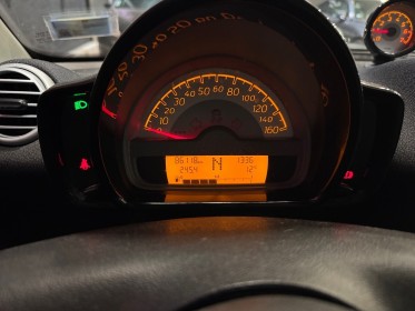 Smart fortwo coupe passion 84ch 1.0l softouch garantie 12 mois occasion montpellier (34) simplicicar simplicibike france