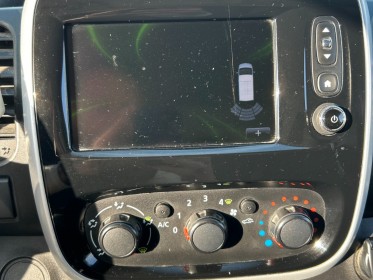 Renault trafic fourgon l2h1 1300 kg 1.6 dci moteur à chaine 95 ch grand confort gps climatisation garantie 12 mois occasion...