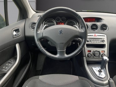 Peugeot 308 1.6 hdi 112ch fap bvmp6 blue lion premium / distribution faite/ garantie 12 mois occasion simplicicar lyon nord...