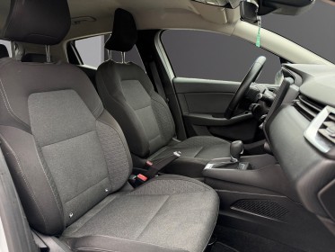 Renault clio v e-tech 140 zen caméra de recul entretien à jour garantie 12 mois occasion simplicicar marignane  simplicicar...