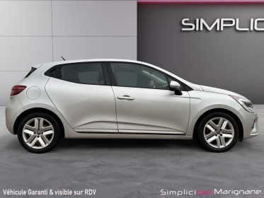 Renault clio v e-tech 140 zen caméra de recul entretien à jour garantie 12 mois occasion simplicicar marignane  simplicicar...