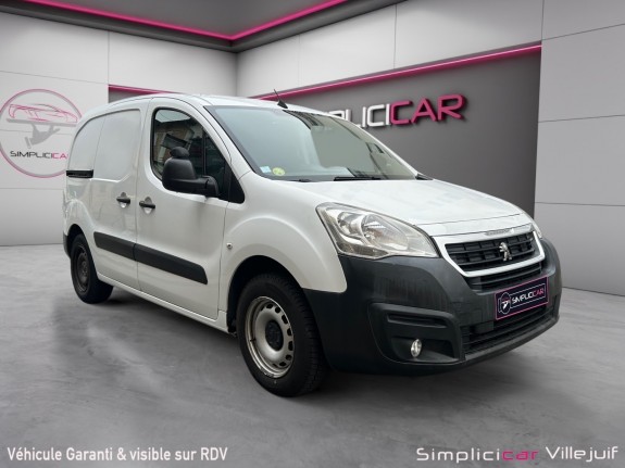 Peugeot partner fourgon 121 l2 1.6 hdi 90 bvm5 pack clim nav, radar arrière, clim, gps tactile, bluetooth, garantie 12 mois...