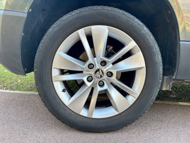 Skoda karoq 1.6 tdi 116 ch dsg7 ambition occasion simplicicar vaucresson simplicicar simplicibike france