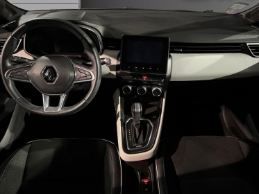 Renault clio v e-tech 140 - 21 intens full entretien renault// garantie 12 mois occasion simplicicar saint-jean simplicicar...