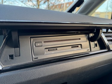 Volkswagen touran 2.0 tdi 150 bmt 5pl carat / toit panoramique / caméra de recul / gps / apple carplay occasion simplicicar...