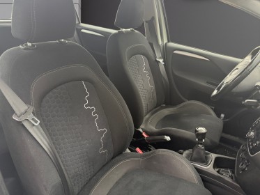 Fiat punto 1.4 77 ch ss steel garantie 12 mois occasion simplicicar meximieux simplicicar simplicibike france