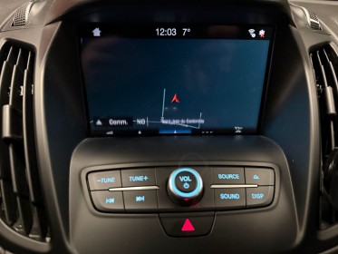 Ford kuga vignale 2.0 tdci 180 ch ss 4x4 toit ouvrant garantie 12 mois occasion simplicicar saint-jean simplicicar...