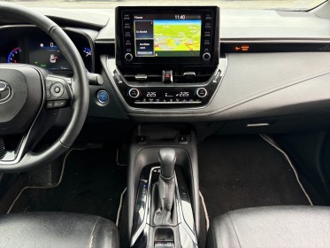 Toyota corolla touring sports hybride my21 122h design team deutschland covering noir camera de recul garantie toyota relax...