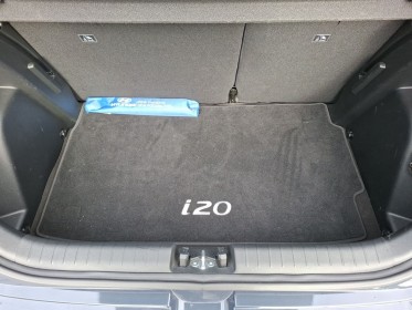 Hyundai i20 1.2 84 intuitive garantie 12 mois occasion simplicicar villepinte simplicicar simplicibike france