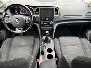 Renault megane iv berline business dci 110 energy business occasion simplicicar lyon nord simplicicar simplicibike france