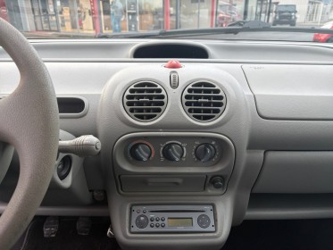 Renault twingo societe 1.2i generique occasion simplicicar arras  simplicicar simplicibike france