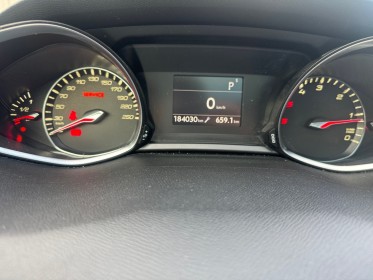 Peugeot 308 féline 2.0 bluehdi 150 ch eat6 siges chauffants/ camera de recul occasion simplicicar orgeval  simplicicar...