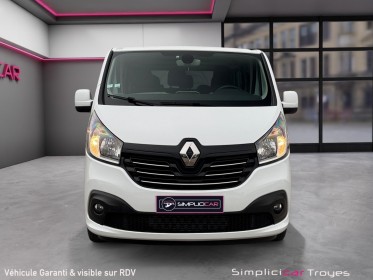 Renault trafic 1.6 dci 125 intens attelage 2 portes coulissantes cartes mains libres garantie 12 mois occasion barberey...