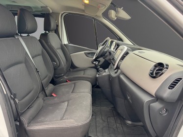 Renault trafic 1.6 dci 125 intens attelage 2 portes coulissantes cartes mains libres garantie 12 mois occasion barberey...