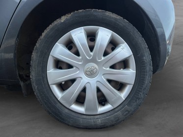 Toyota yaris ii 1.3 - 87 vvt-i les bleus 2008/premiere main/ garantie 12 mois/ occasion simplicicar lyon nord simplicicar...