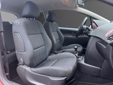 Peugeot 207 1.4e 16v 90ch urban occasion simplicicar lyon nord simplicicar simplicibike france