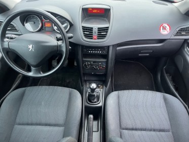 Peugeot 207 1.4e 16v 90ch urban occasion simplicicar lyon nord simplicicar simplicibike france