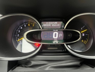 Renault clio iv tce 120 limited  edc boite auto entretiens renault garantie 12 mois occasion simplicicar le raincy...