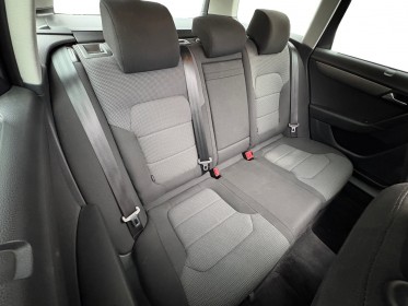 Volkswagen passat sw 2.0 tdi 140ch cr bluemotion technology carat dsg6/ radar ar/ toit pano ouvrant occasion simplicicar...