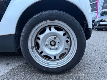 Smart fortwo 451 soft touch révision a jour garantie embrayage et actuateur neuf garantie 12 mois possibilité extension...