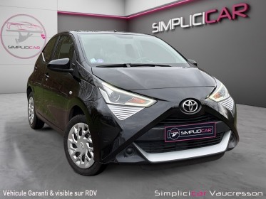 Toyota aygo pro mc18 1.0 vvt-i x-shift x-play x-app occasion simplicicar vaucresson simplicicar simplicibike france