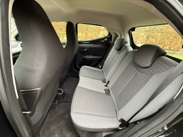 Toyota aygo pro mc18 1.0 vvt-i x-shift x-play x-app occasion simplicicar vaucresson simplicicar simplicibike france