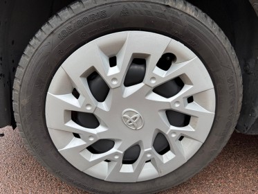 Toyota aygo pro mc18 1.0 vvt-i x-shift x-play x-app occasion simplicicar vaucresson simplicicar simplicibike france