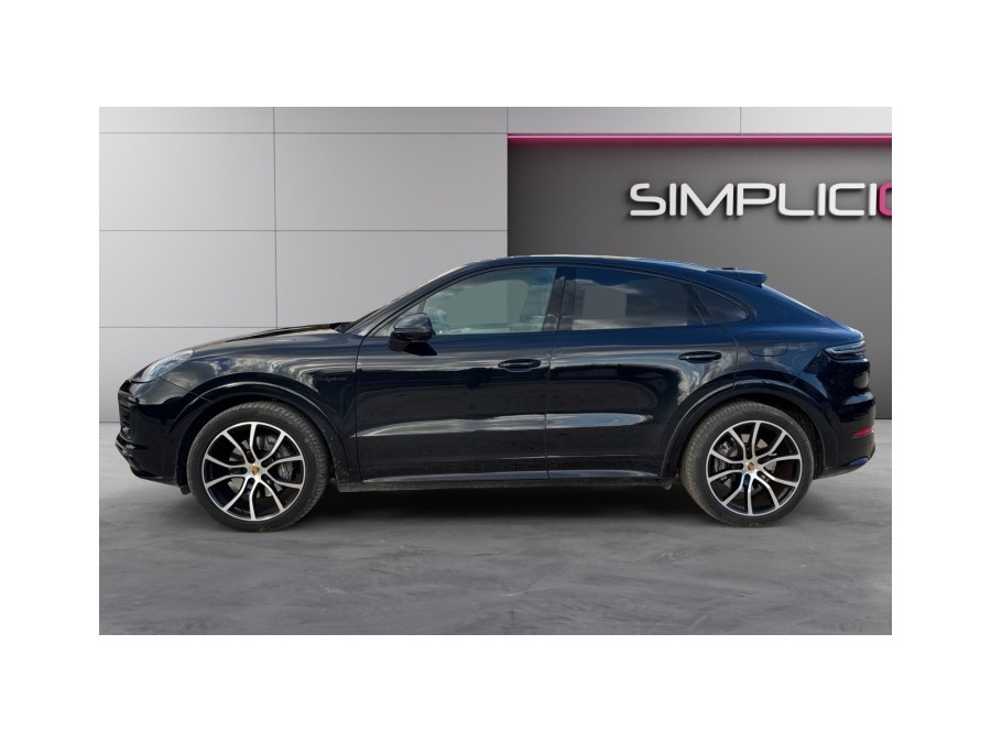 PORSCHE d'occasion CAYENNE COUPE CAYENNE COUPE de 2022 La Ciotat (13)﻿