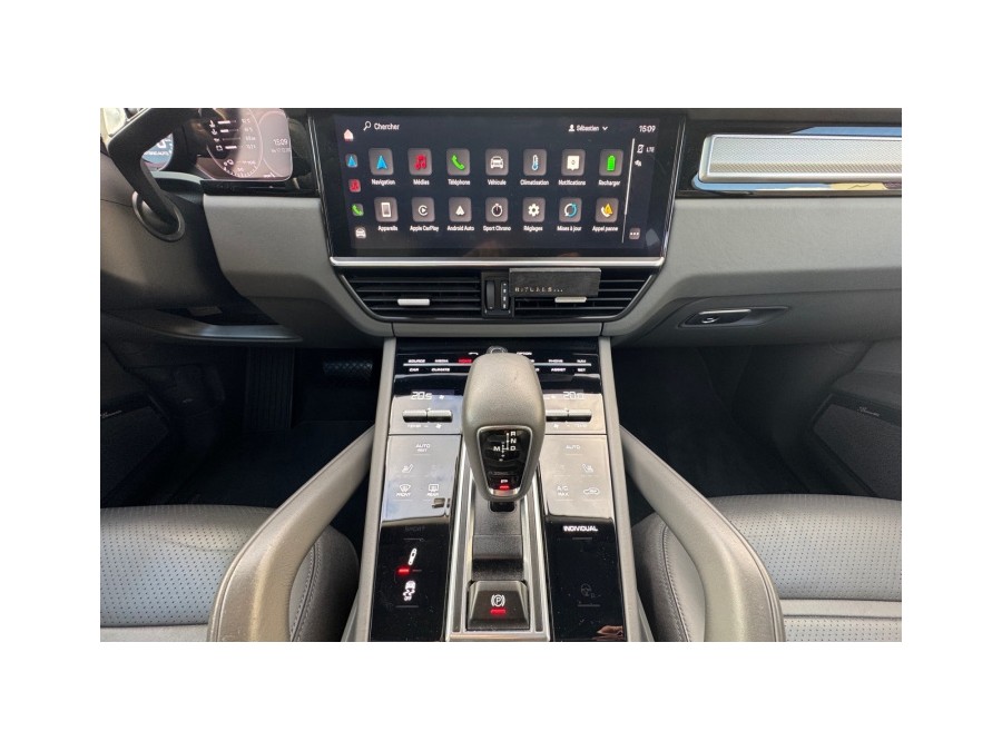 PORSCHE d'occasion CAYENNE COUPE CAYENNE COUPE de 2022 La Ciotat (13)﻿