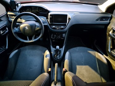 Peugeot 208 1.2 . 82ch bvm5 active garentie 12 mois occasion simplicicar angers simplicicar simplicibike france