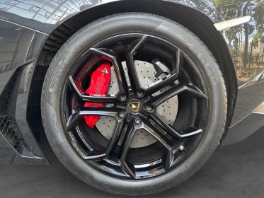 Lamborghini aventador roadster 6.5 v12 lp 700-4 spyder occasion montreuil (porte de vincennes)(75) simplicicar simplicibike...